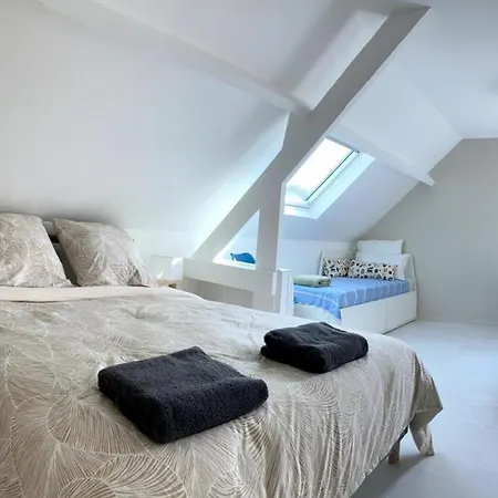 Feriehus Belle Maison De Vacances, A 1 Minute De La Plage, Avec Terrasse Et Jacuzzi *